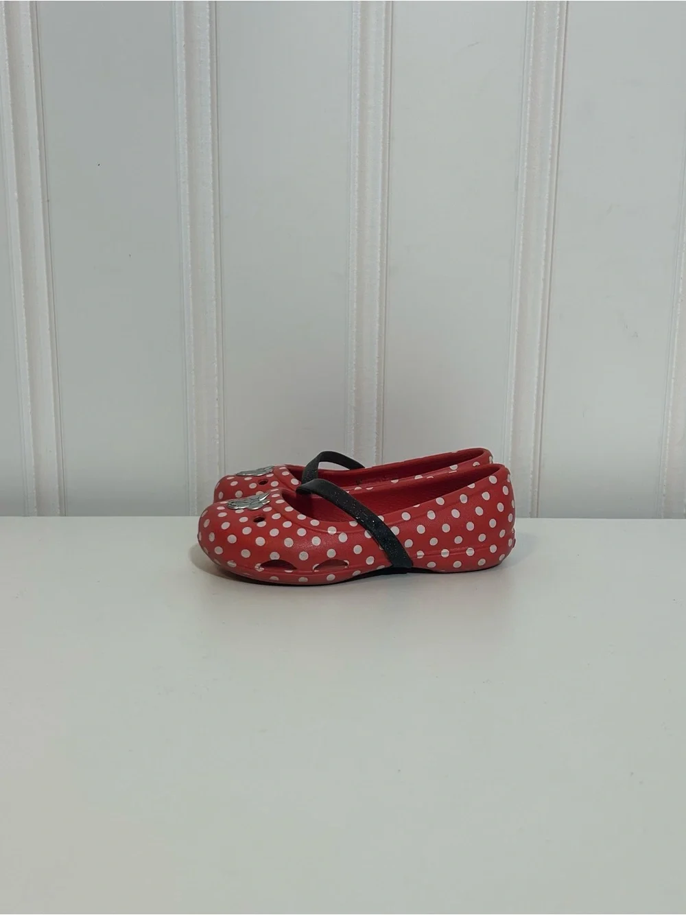 Crocs Girls Red Polka Dot Mary Jane sandals